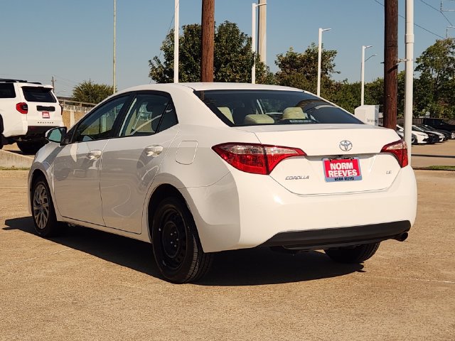 Used 2018 Toyota Corolla LE FWD image 4