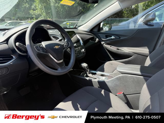 Certified 2022 Chevrolet Malibu LT FWD image 9