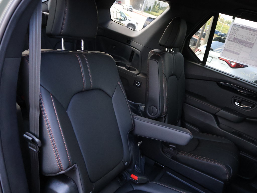 New 2026 Honda Pilot TrailSport image 12