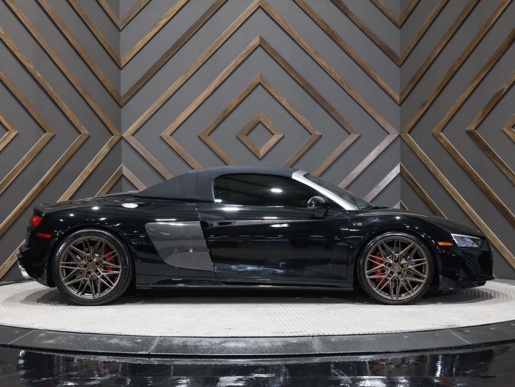 Used 2023 Audi R8 V10 performance w/ Carbon Exterior Package image 20