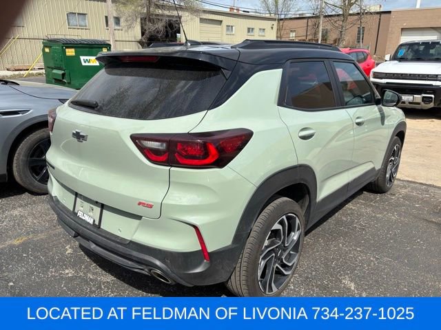 Used 2024 Chevrolet TrailBlazer RS w/ Convenience Package AWD/4WD image 3