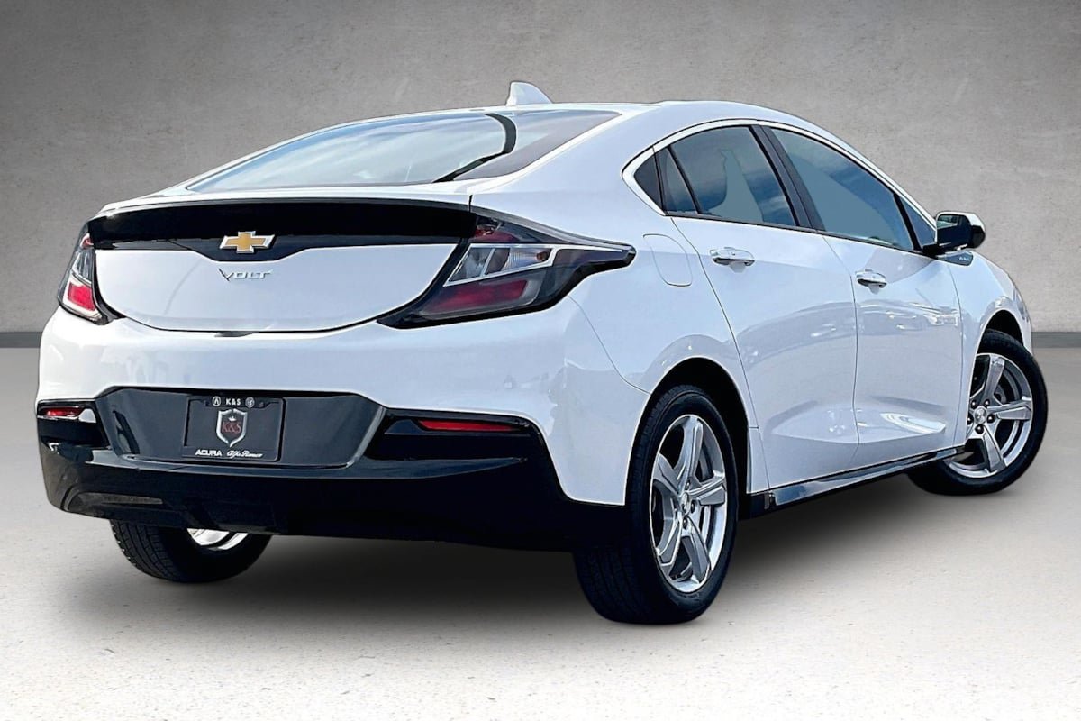 Used 2018 Chevrolet Volt LT FWD image 35
