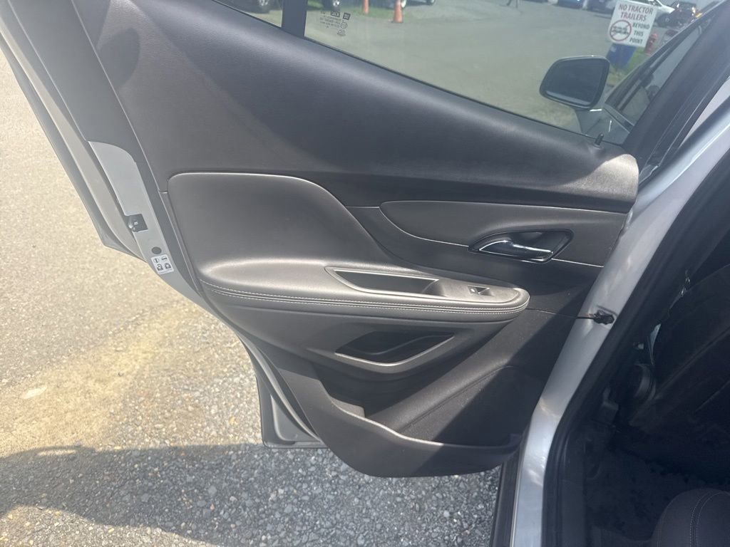 Used 2021 Buick Encore Preferred w/ Safety Package AWD/4WD image 12