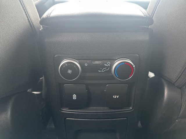 Used 2022 Ford Explorer XLT image 5