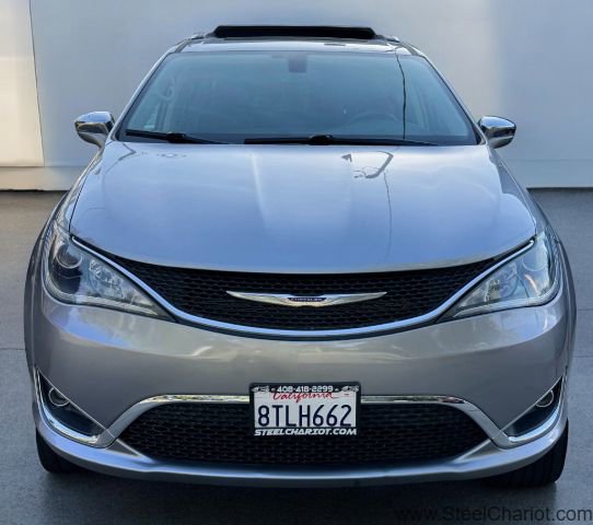 Used 2019 Chrysler Pacifica Limited image 8