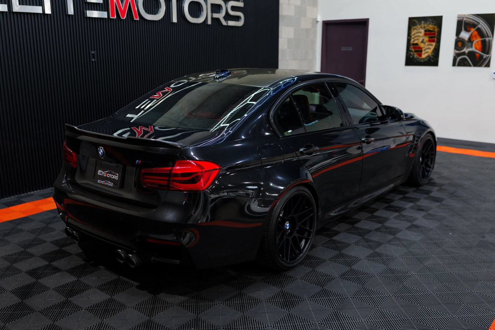 Used 2017 BMW M3 RWD image 11