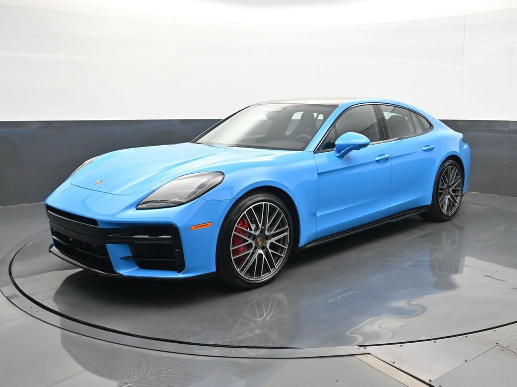 New 2026 Porsche Panamera GTS
