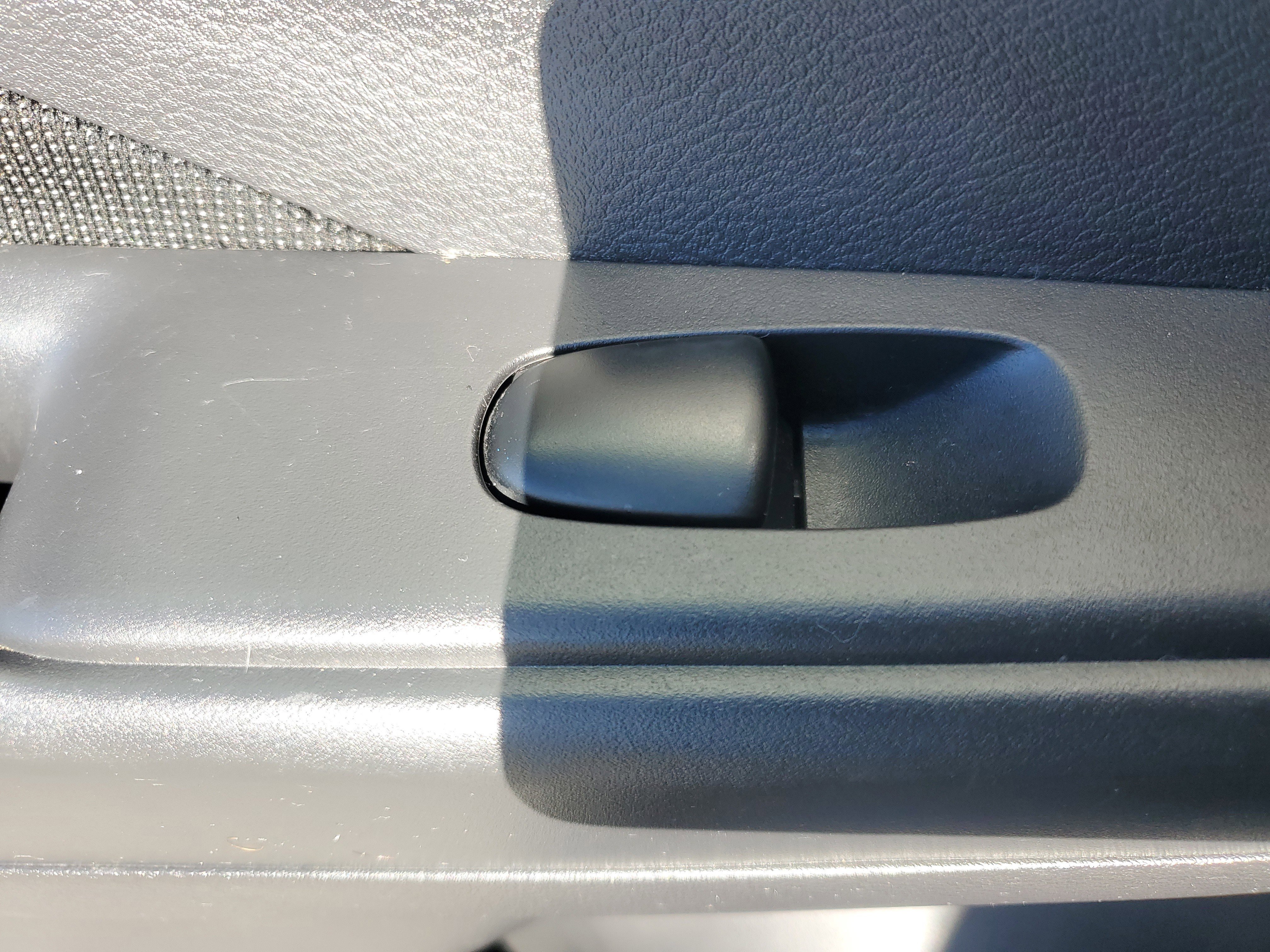 Used 2024 Nissan Kicks S image 14