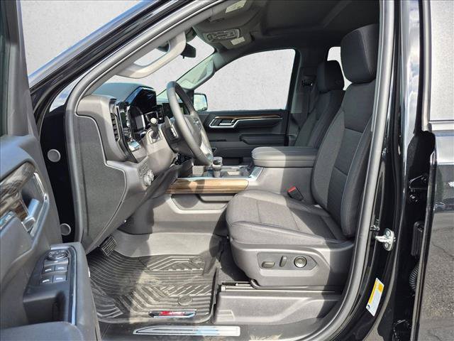 New 2026 Chevrolet Silverado 1500 LT Trail Boss w/ Convenience Package II AWD/4WD image 15