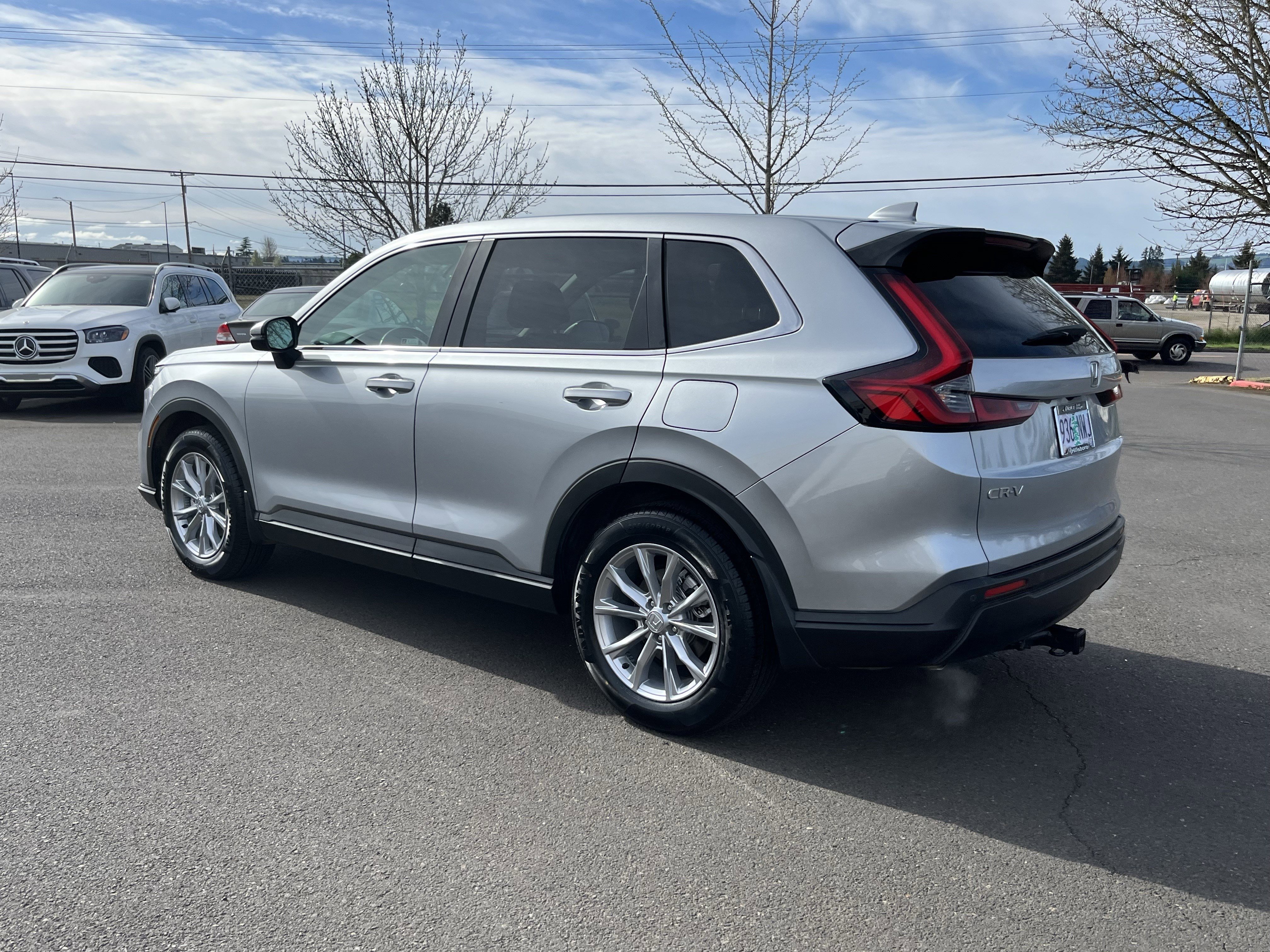 Used 2023 Honda CR-V EX-L image 3