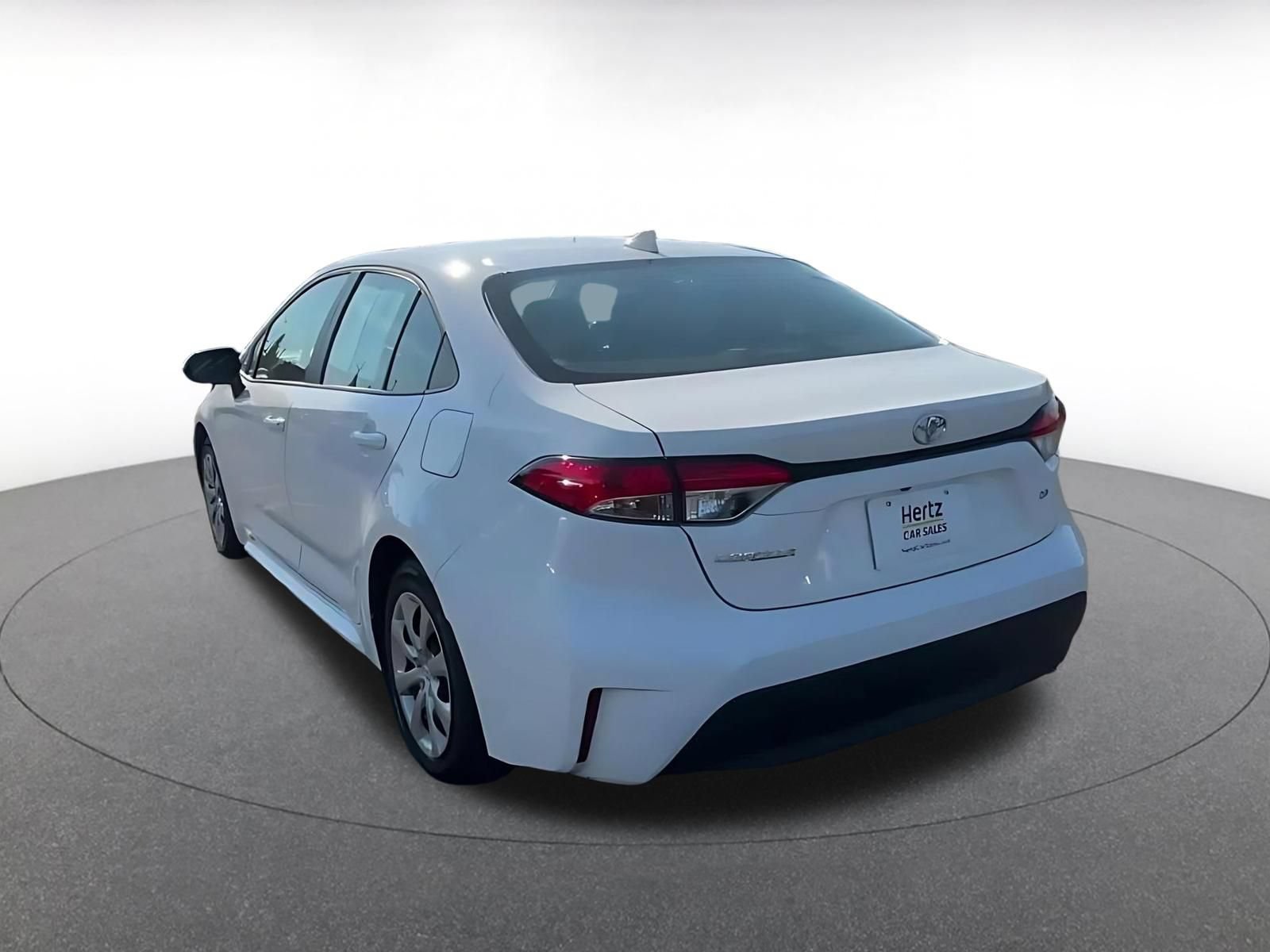 Used 2025 Toyota Corolla LE FWD image 12