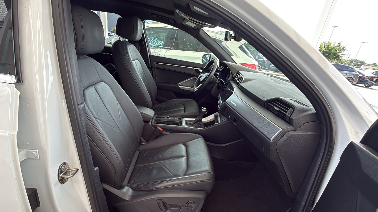 Used 2021 Audi Q3 2.0T Premium AWD/4WD image 27