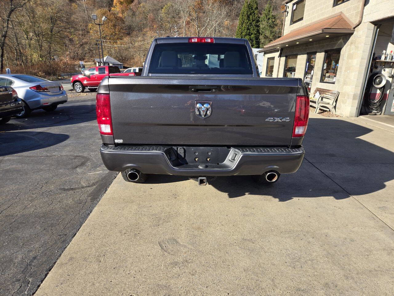 Used 2016 RAM 1500 Express image 7