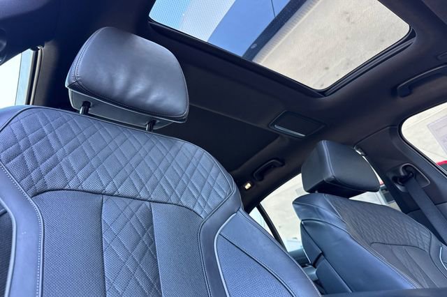 Used 2019 BMW 750i RWD image 20