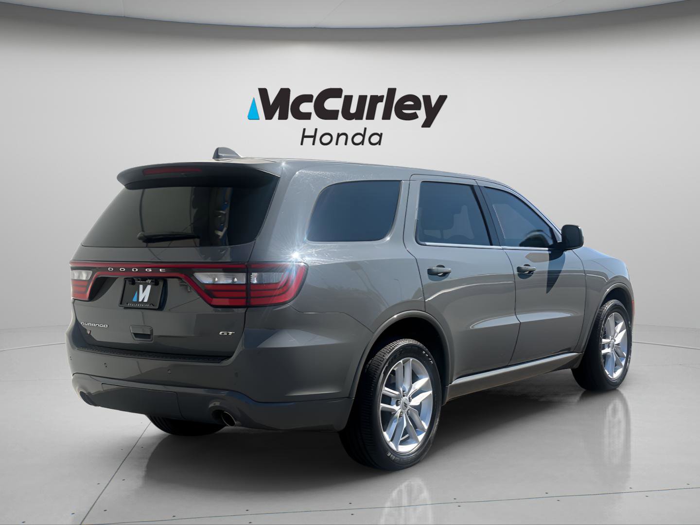 Used 2022 Dodge Durango GT AWD/4WD image 3