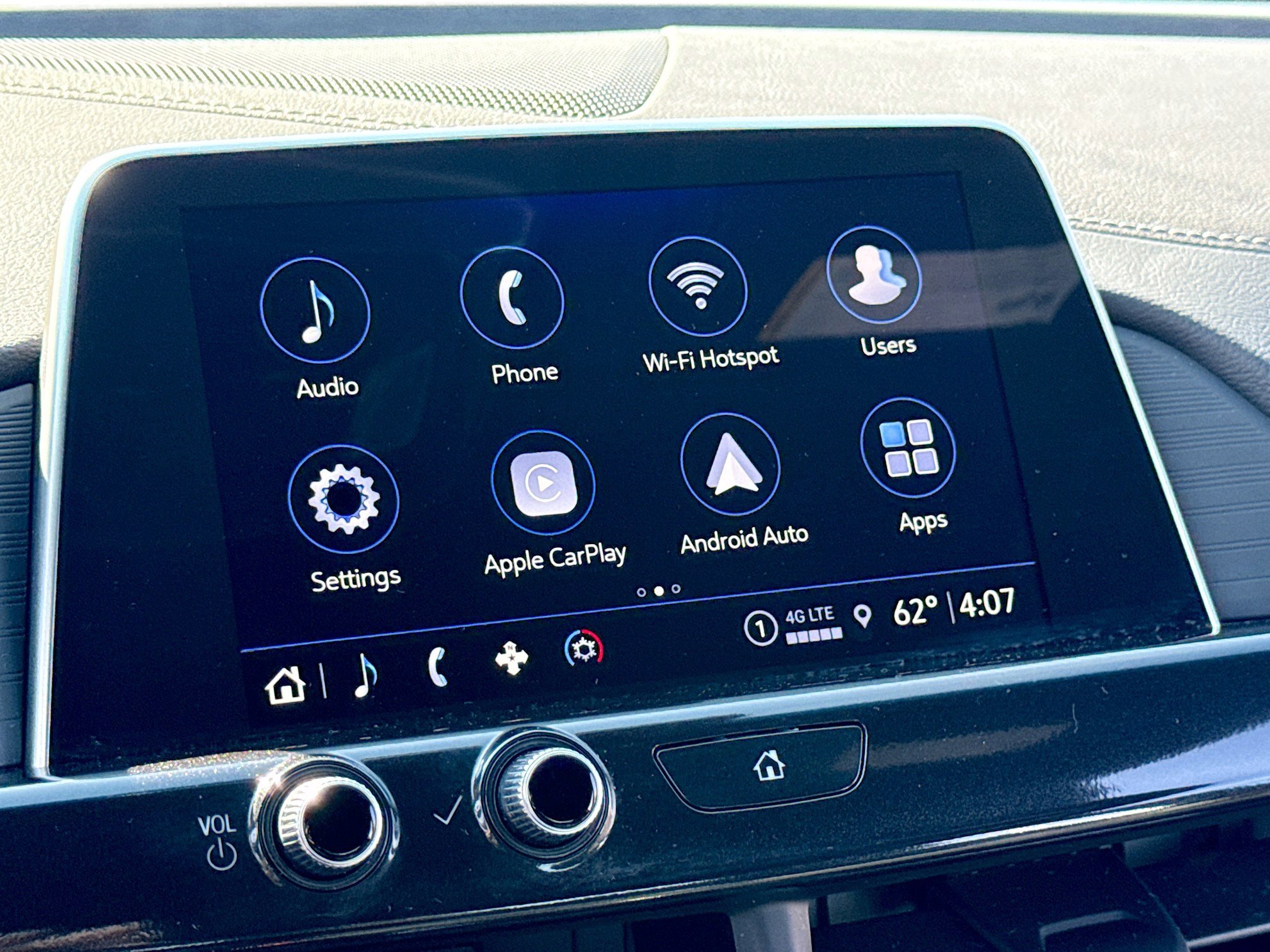 Used 2026 Cadillac CT4 Premium Luxury AWD/4WD image 8