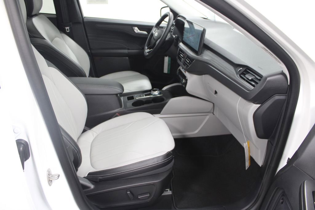 New 2026 Ford Escape Platinum w/ Premium Technology Package image 27