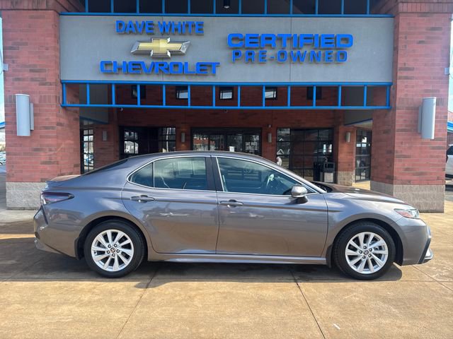 Used 2023 Toyota Camry SE image 10