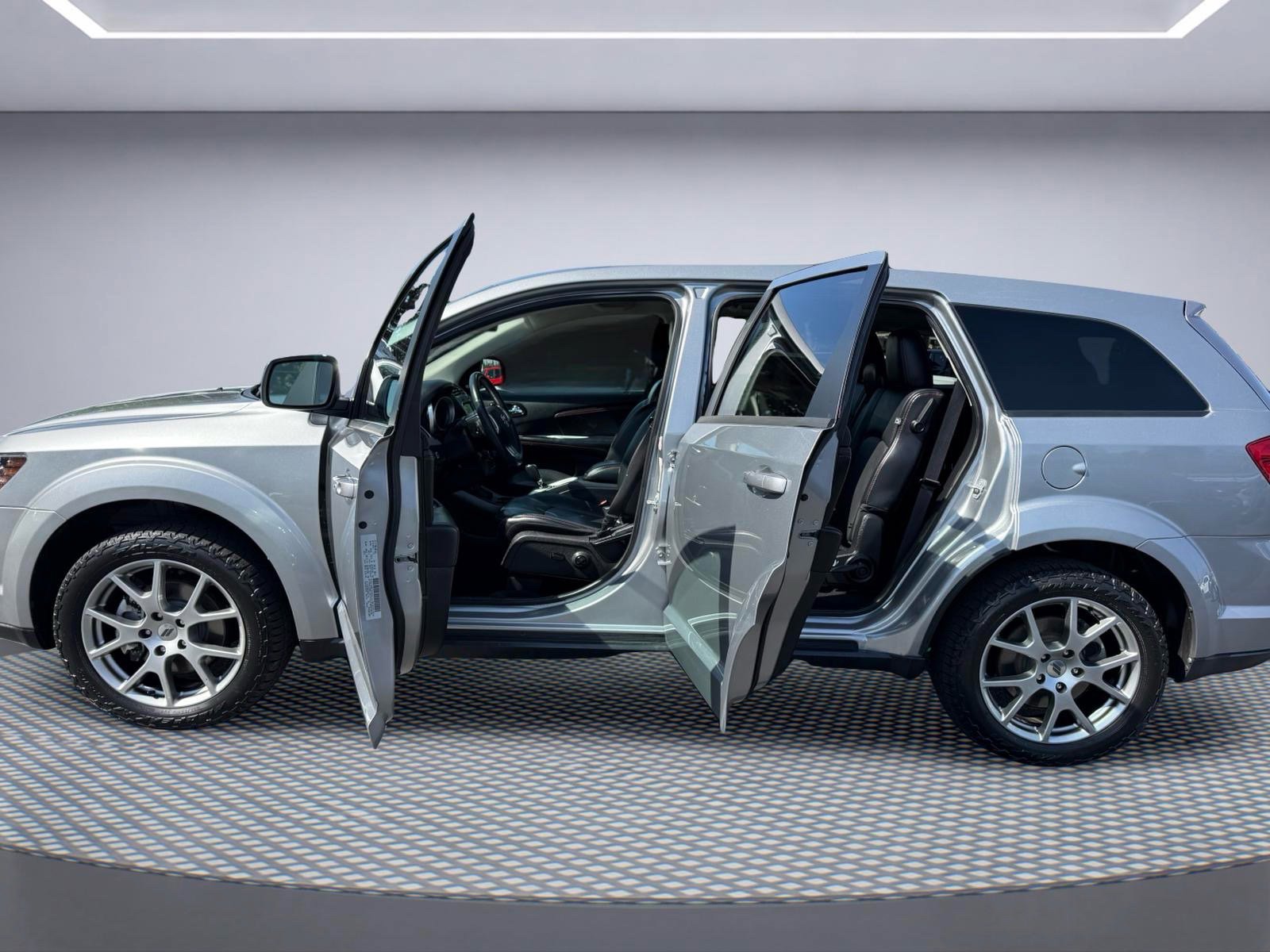 Used 2019 Dodge Journey GT AWD/4WD image 12