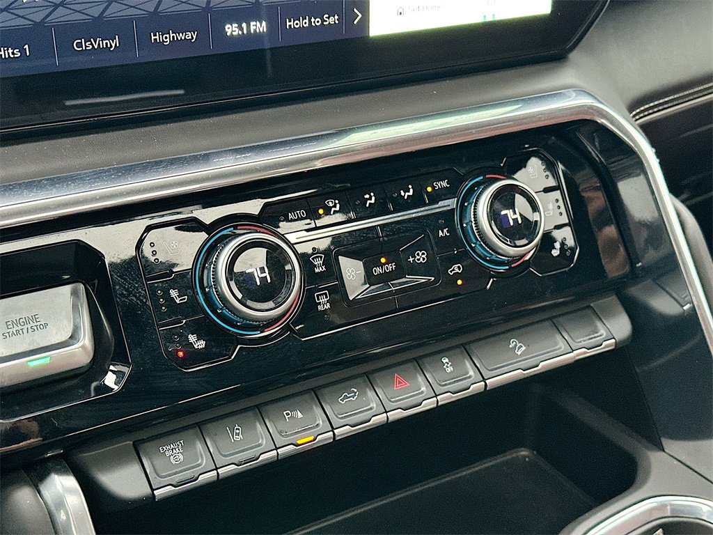 Used 2024 GMC Sierra 2500 Denali Ultimate image 13