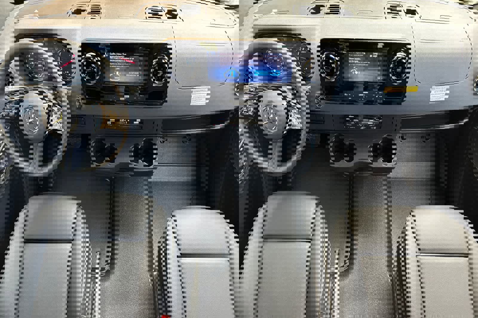 New 2025 Mercedes-Benz Sprinter 2500 image 12