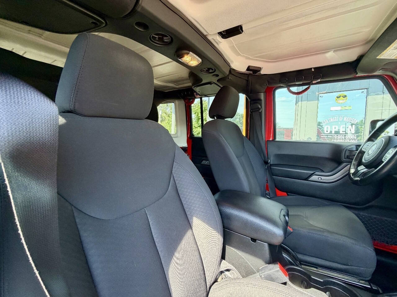 Used 2016 Jeep Wrangler Unlimited Sport w/ Quick Order Package 24S AWD/4WD image 26
