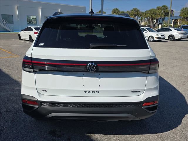New 2026 Volkswagen Taos SE AWD/4WD image 4