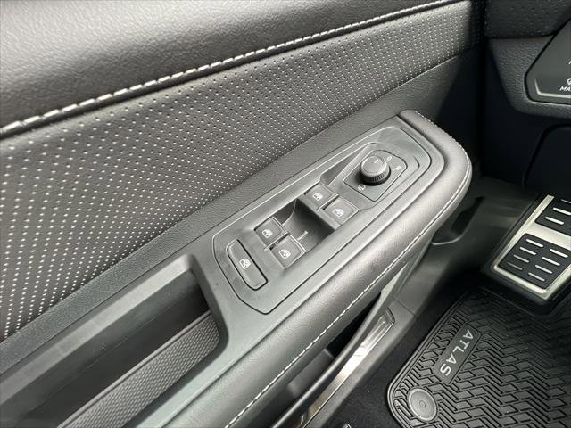 New 2026 Volkswagen Atlas SEL Premium R-Line image 13