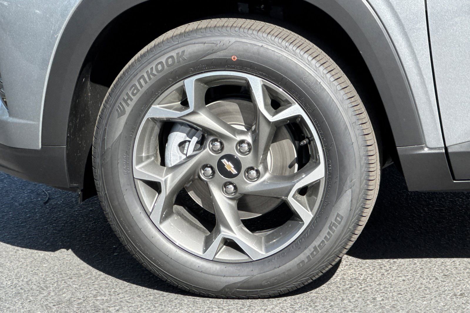 New 2026 Chevrolet Trax LT w/ Driver Confidence Package image 24