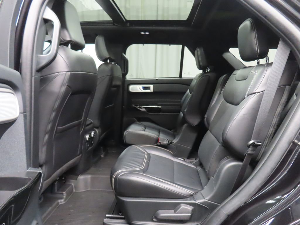 Used 2024 Ford Explorer ST w/ Technology Package AWD/4WD image 10