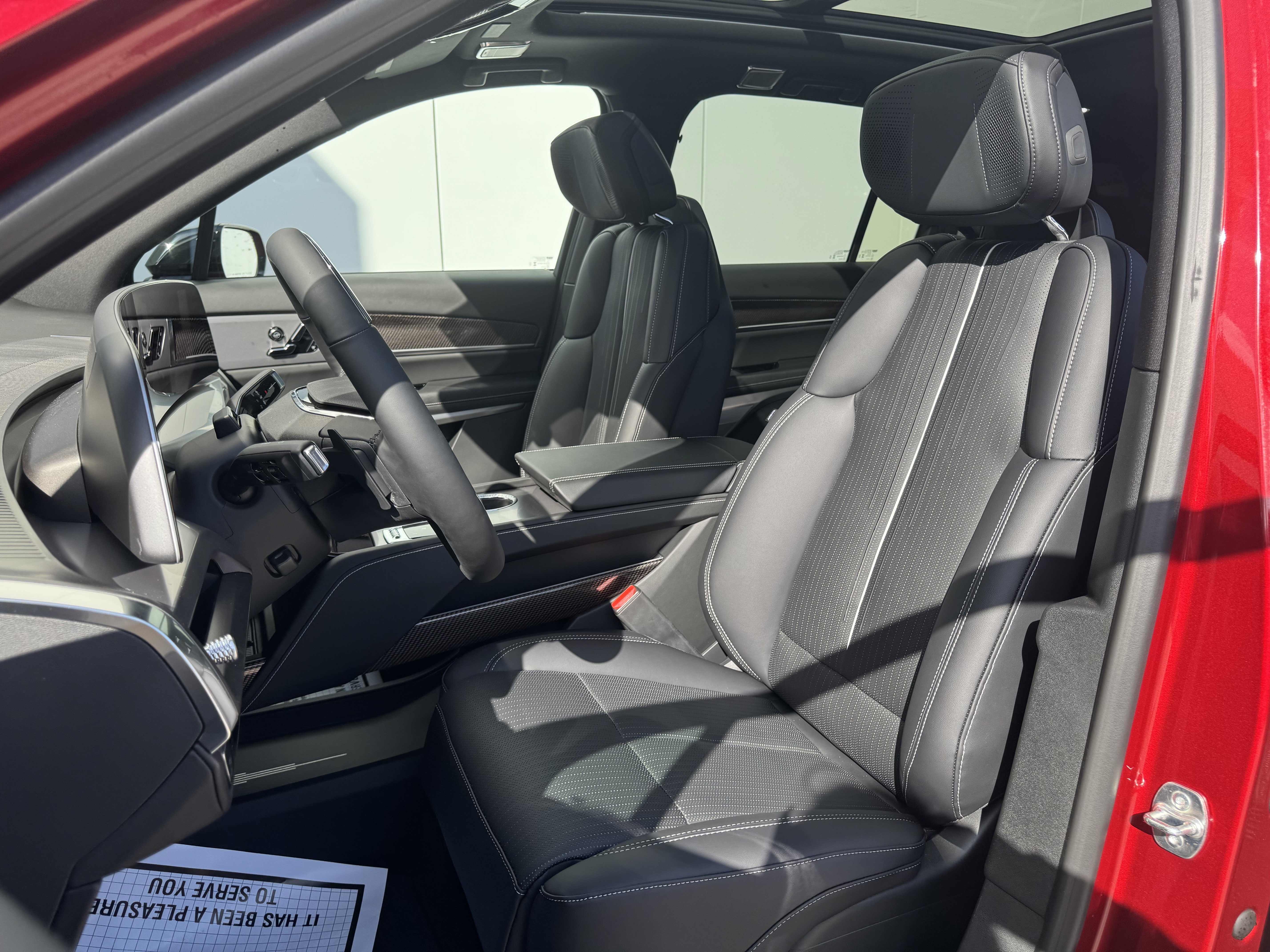 New 2026 Cadillac Vistiq Luxury image 11