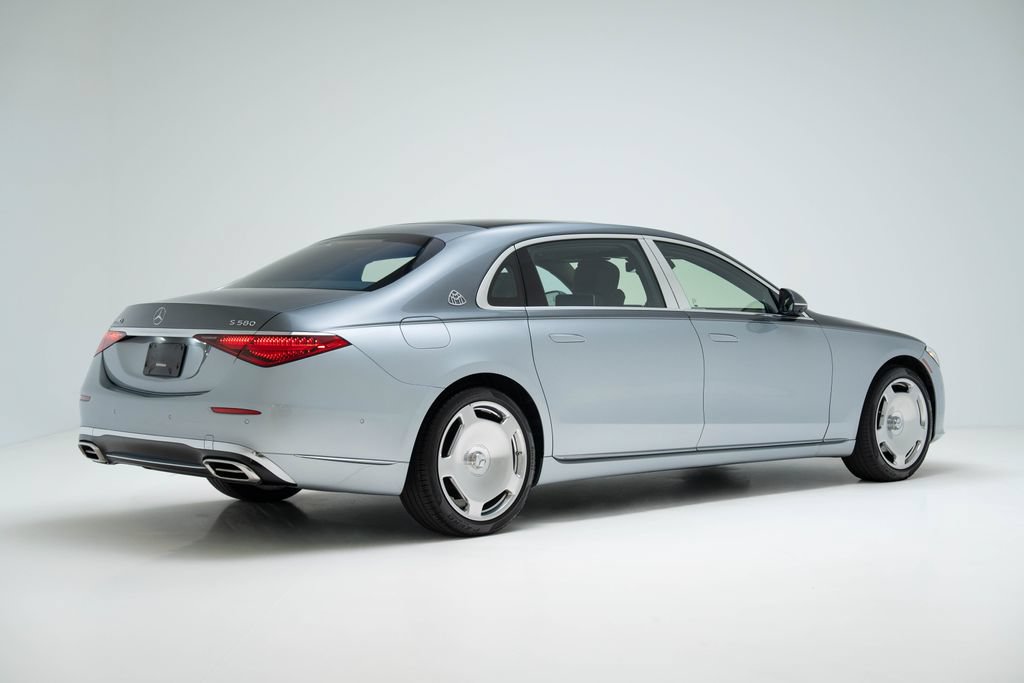 Used 2024 Mercedes-Benz Maybach S 580 4MATIC image 3