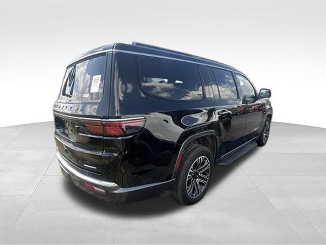 Used 2022 Jeep Wagoneer Series III w/ Rear Seat Video Group 1 AWD/4WD image 32