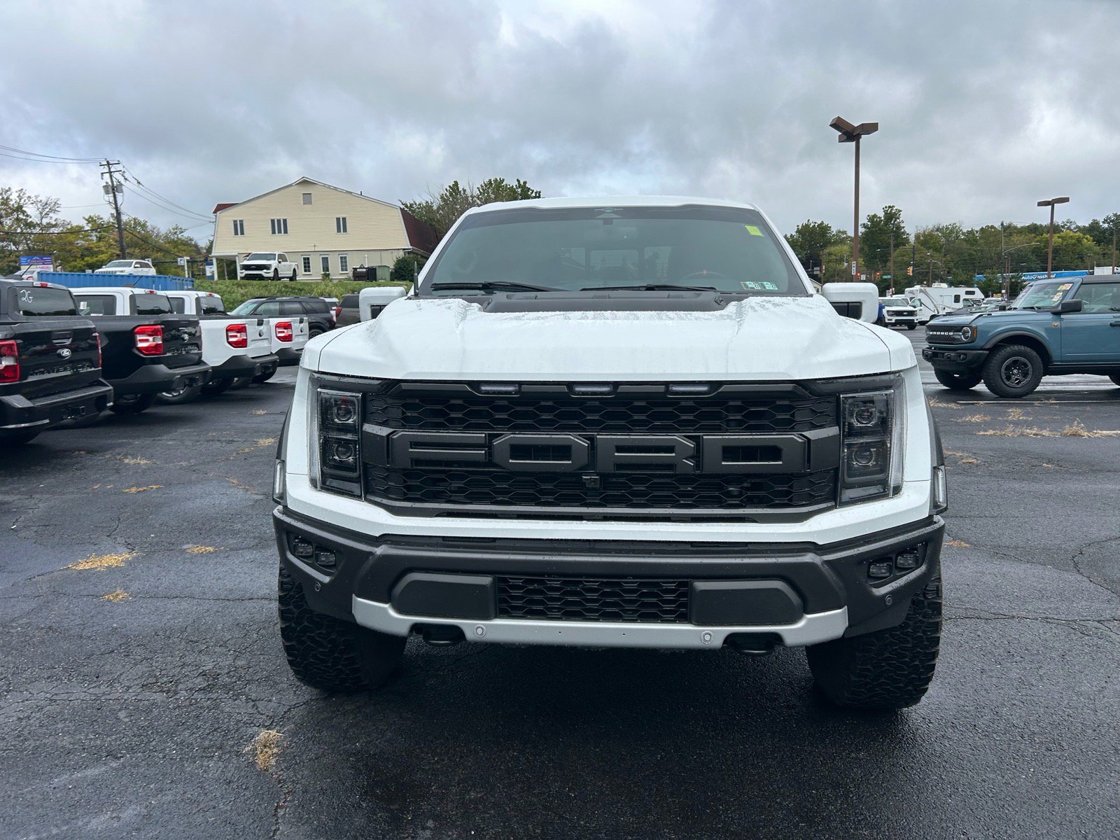 Used 2023 Ford F150 Raptor w/ Raptor 37 Performance Package AWD/4WD image 2