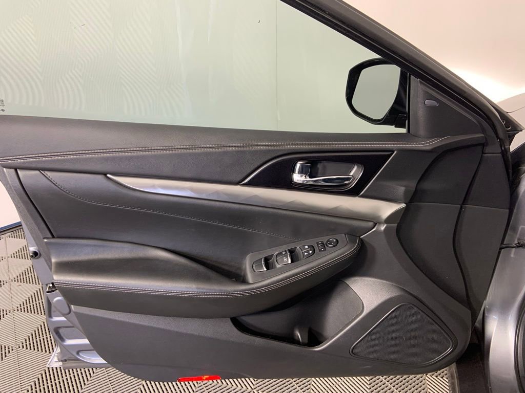 Used 2019 Nissan Maxima 3.5 SV w/ Floor Mat Group image 21