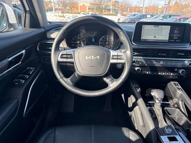 Used 2022 Kia Telluride EX w/ EX Premium Package image 13