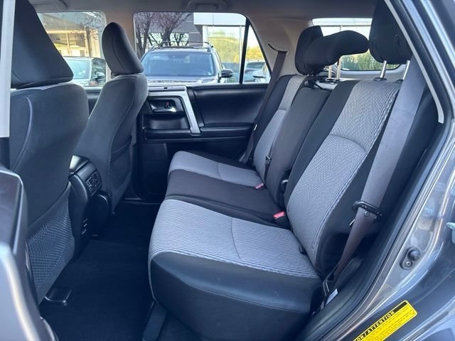 Used 2019 Toyota 4Runner SR5 AWD/4WD image 17