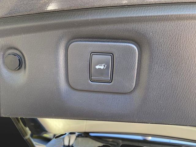 Used 2019 INFINITI QX60 Luxe w/ Essential Package image 17