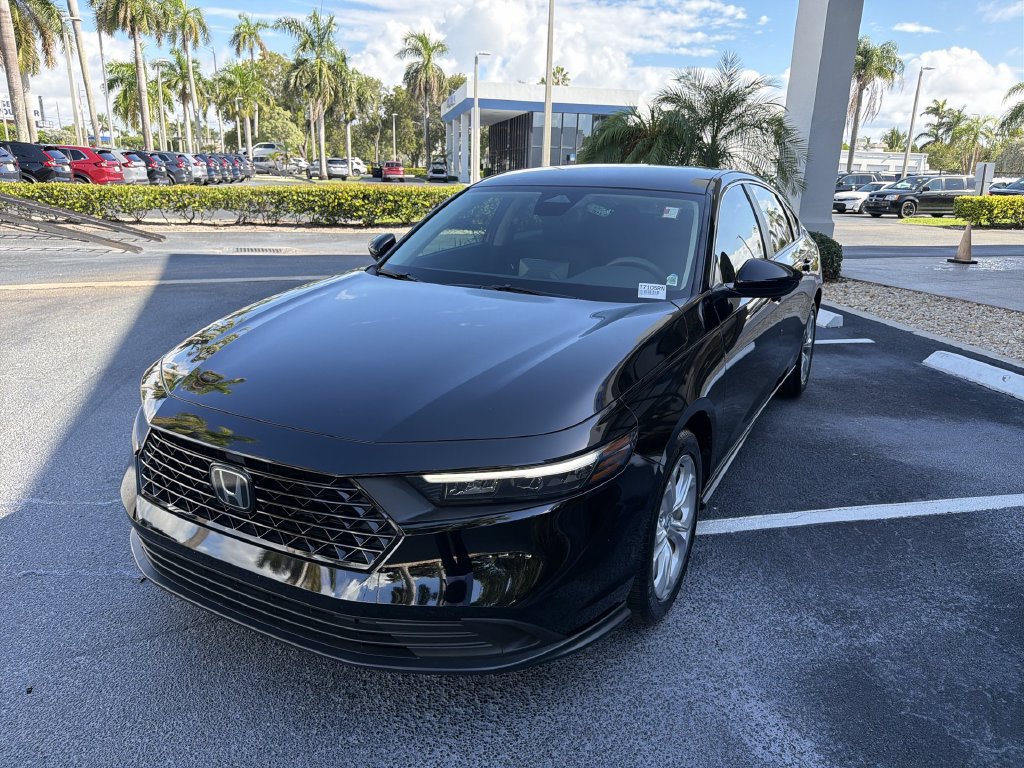 Certified 2023 Honda Accord LX image 6