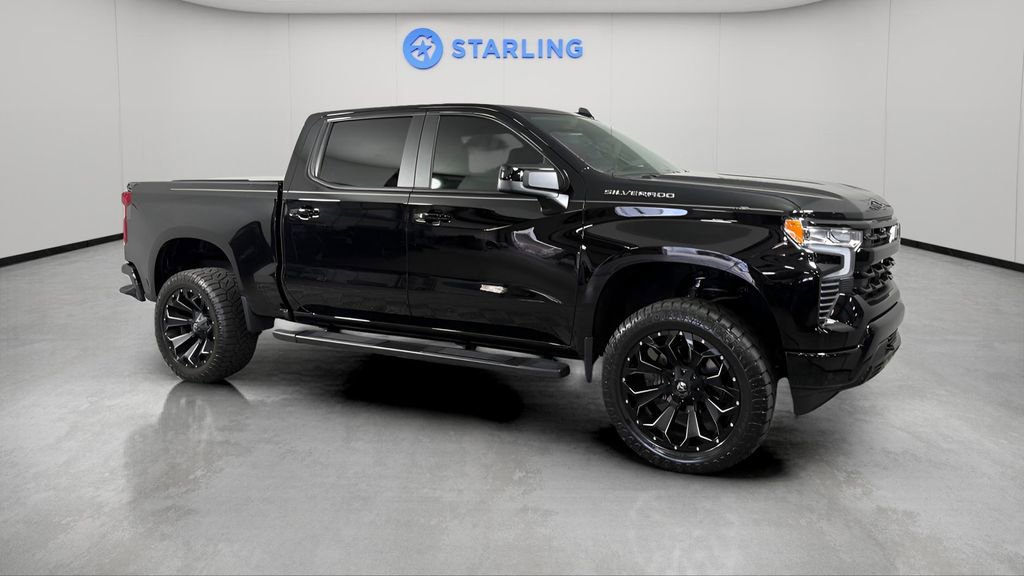 Used 2025 Chevrolet Silverado 1500 RST w/ Convenience Package II AWD/4WD image 12