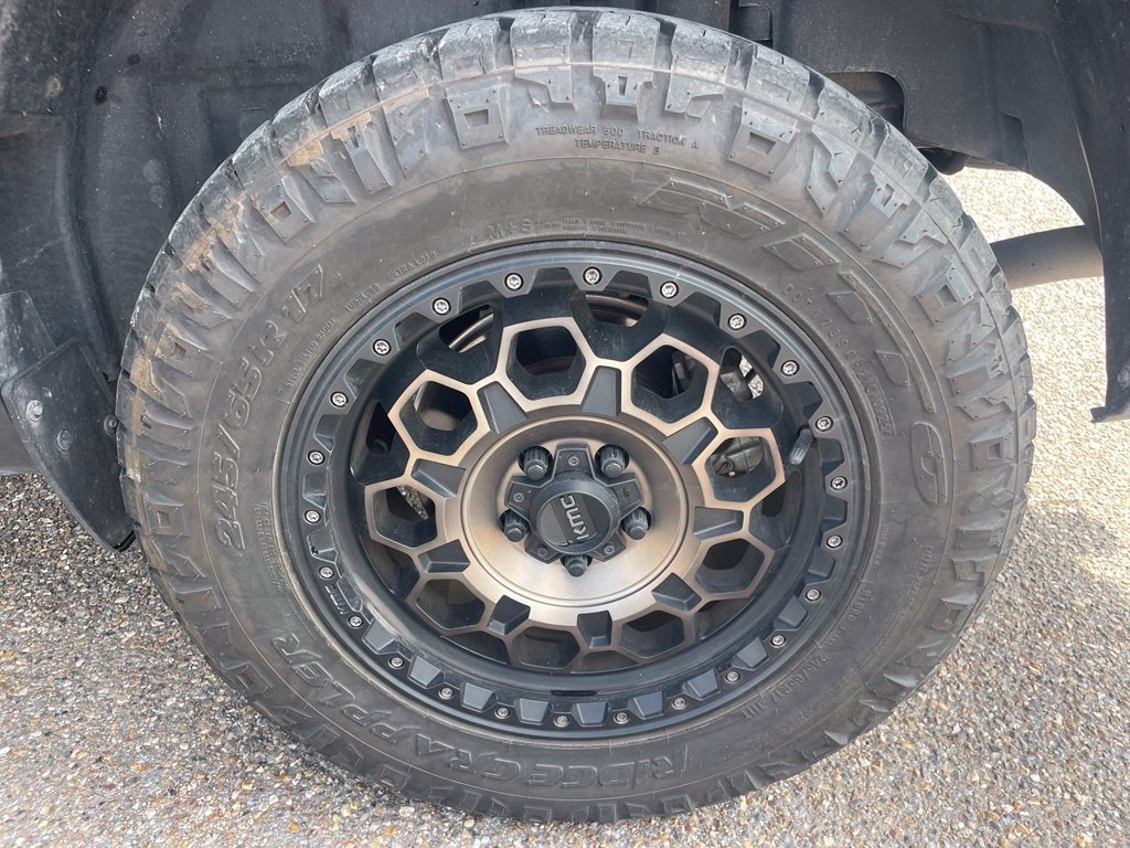Used 2025 Ford Maverick XLT w/ Equipment Group 302A AWD/4WD image 18