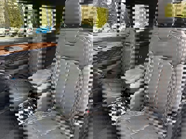 New 2026 Jeep Grand Cherokee L Summit image 21