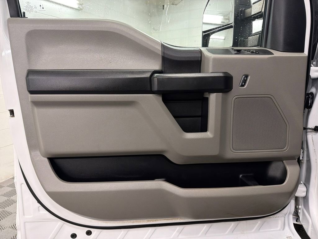 Certified 2020 Ford F350 XL w/ Power Equipment Group image 16