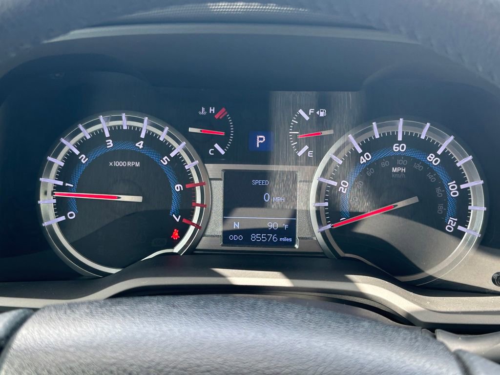 Used 2019 Toyota 4Runner TRD Off-Road Premium AWD/4WD image 34