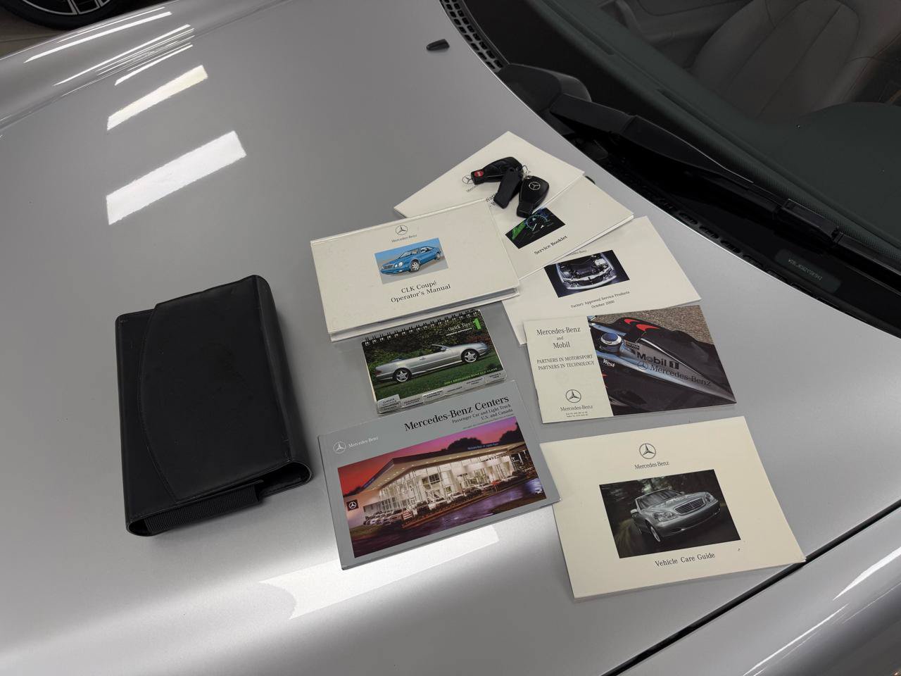 Used 2001 Mercedes-Benz CLK 320 Coupe image 19