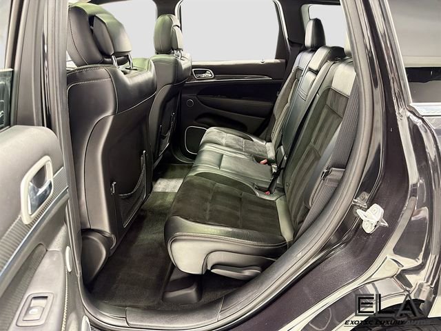 Used 2015 Jeep Grand Cherokee SRT image 25