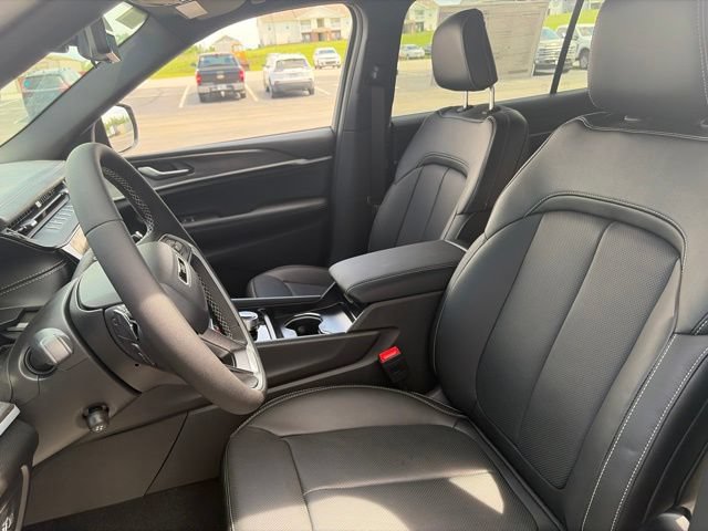 New 2026 Jeep Grand Cherokee L Limited AWD/4WD image 16