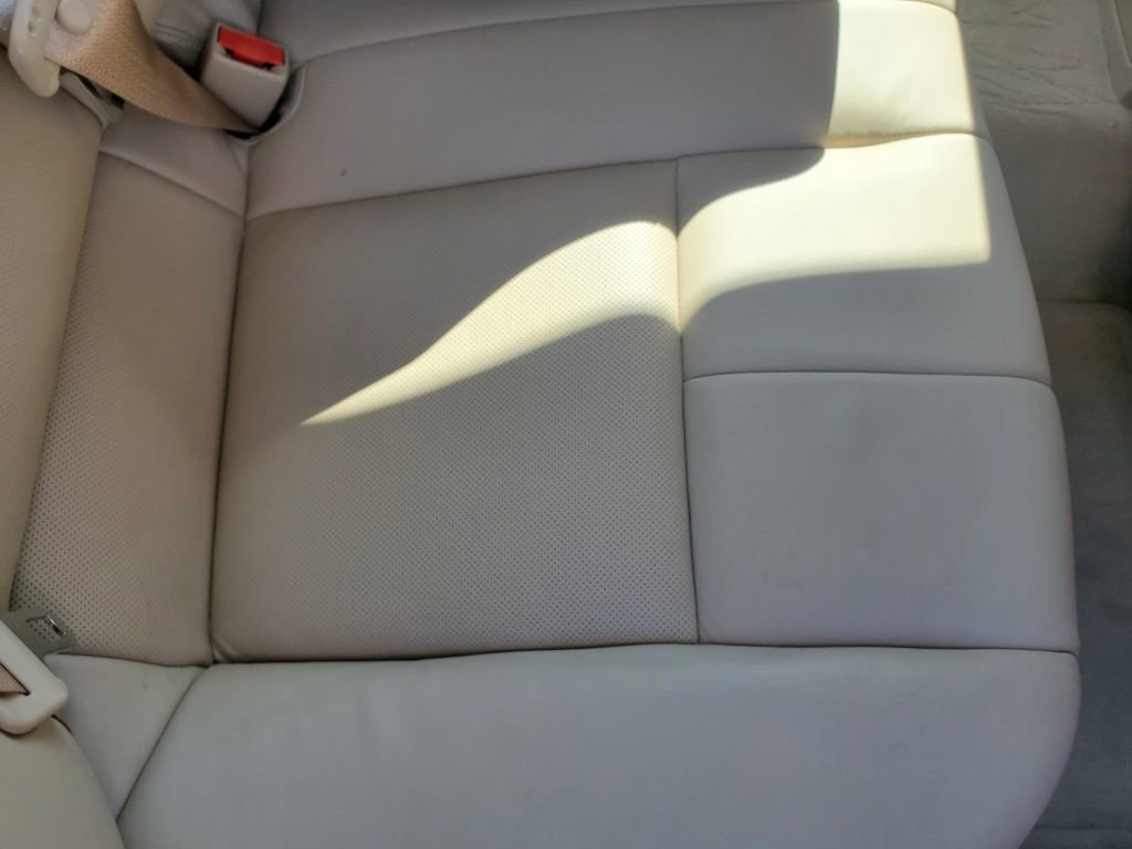 Used 2005 Cadillac STS w/ Preferred Equipment Group image 30