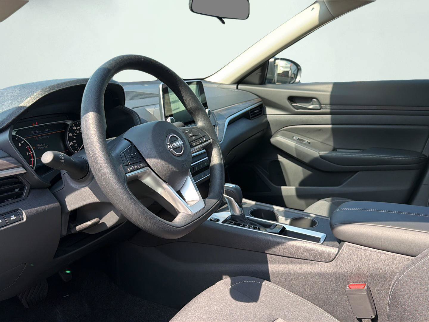 New 2026 Nissan Altima 2.5 SV FWD image 7