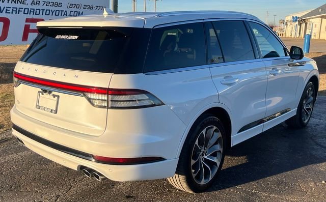 Used 2022 Lincoln Aviator Grand Touring w/ Elements Package Plus image 8